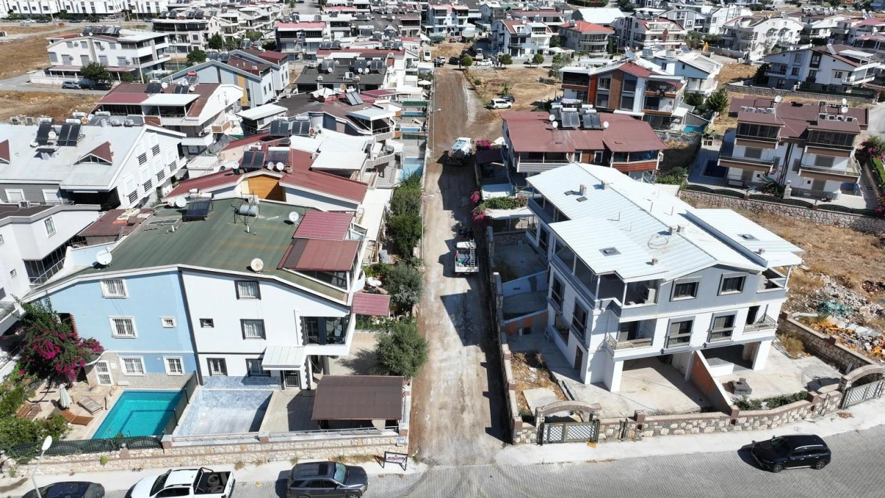 Didim Belediyesi’nden Efeler Mahallesi’nde Yol Çalışması