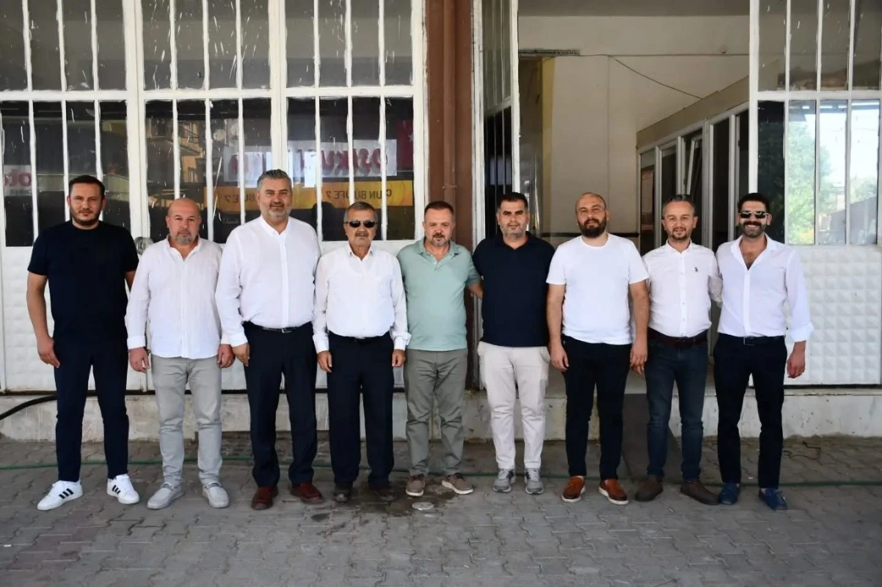 NTO Başkan Adayı Akgün'den incir ticaretinin kalbine ziyaret