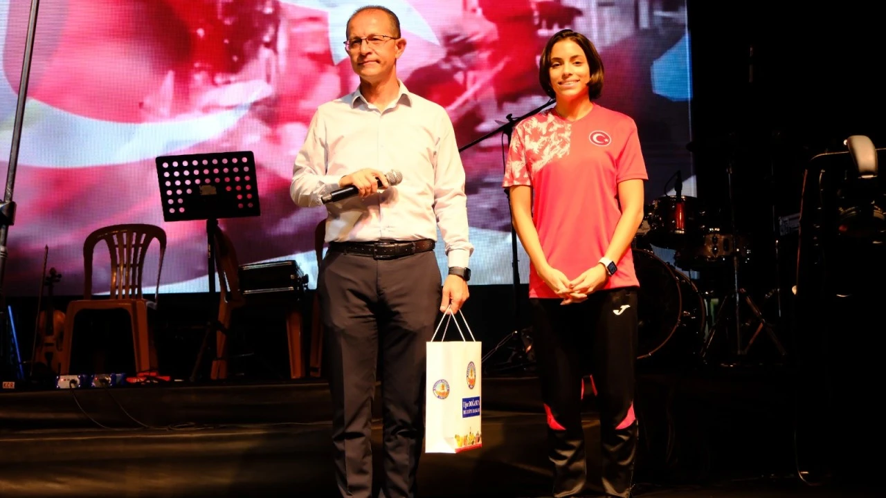 Kuyucak’ta 5 Eylül’de Coşku Tavan Yaptı