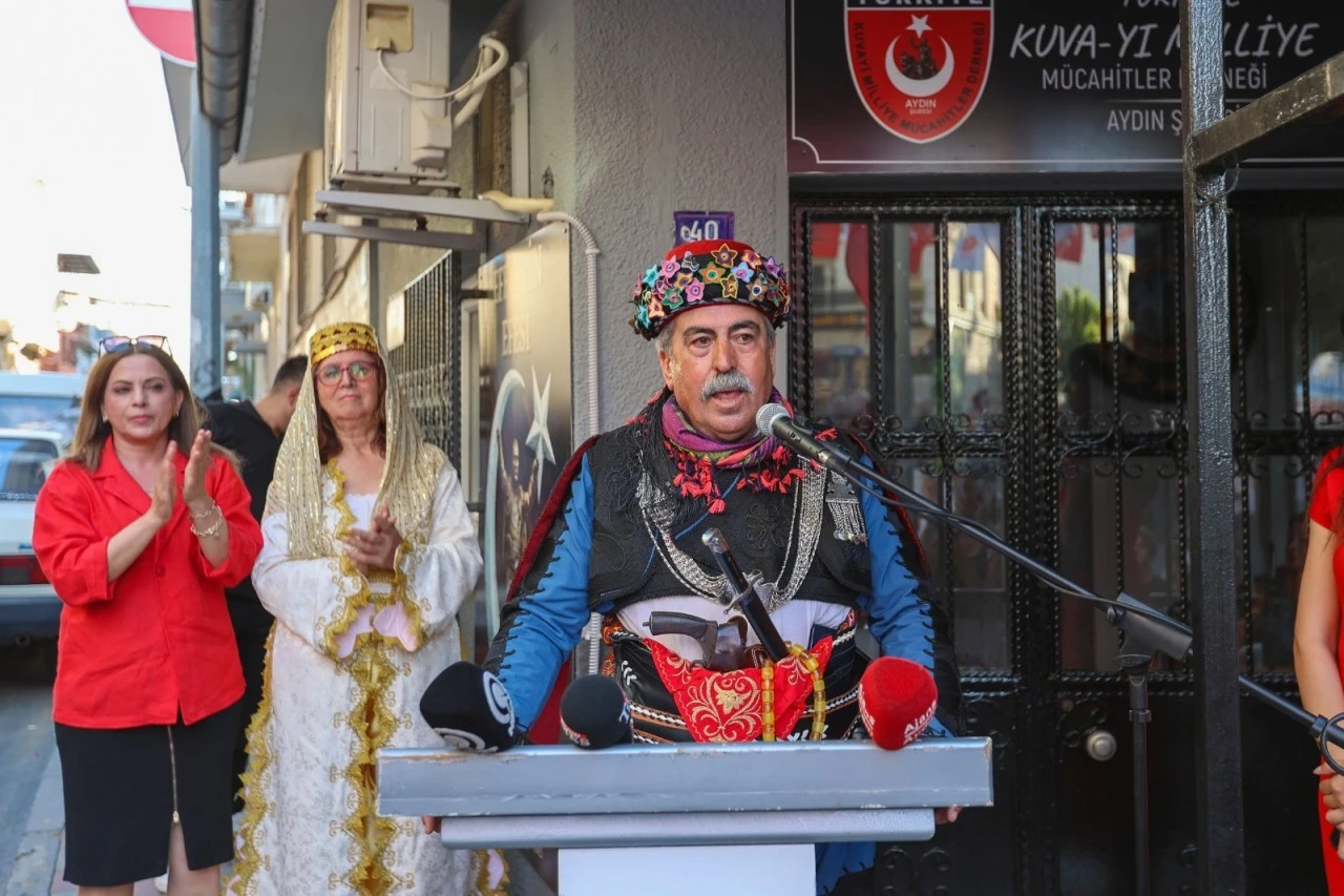 Başkan Yetişkin’den Efeler’de tarihi açılış