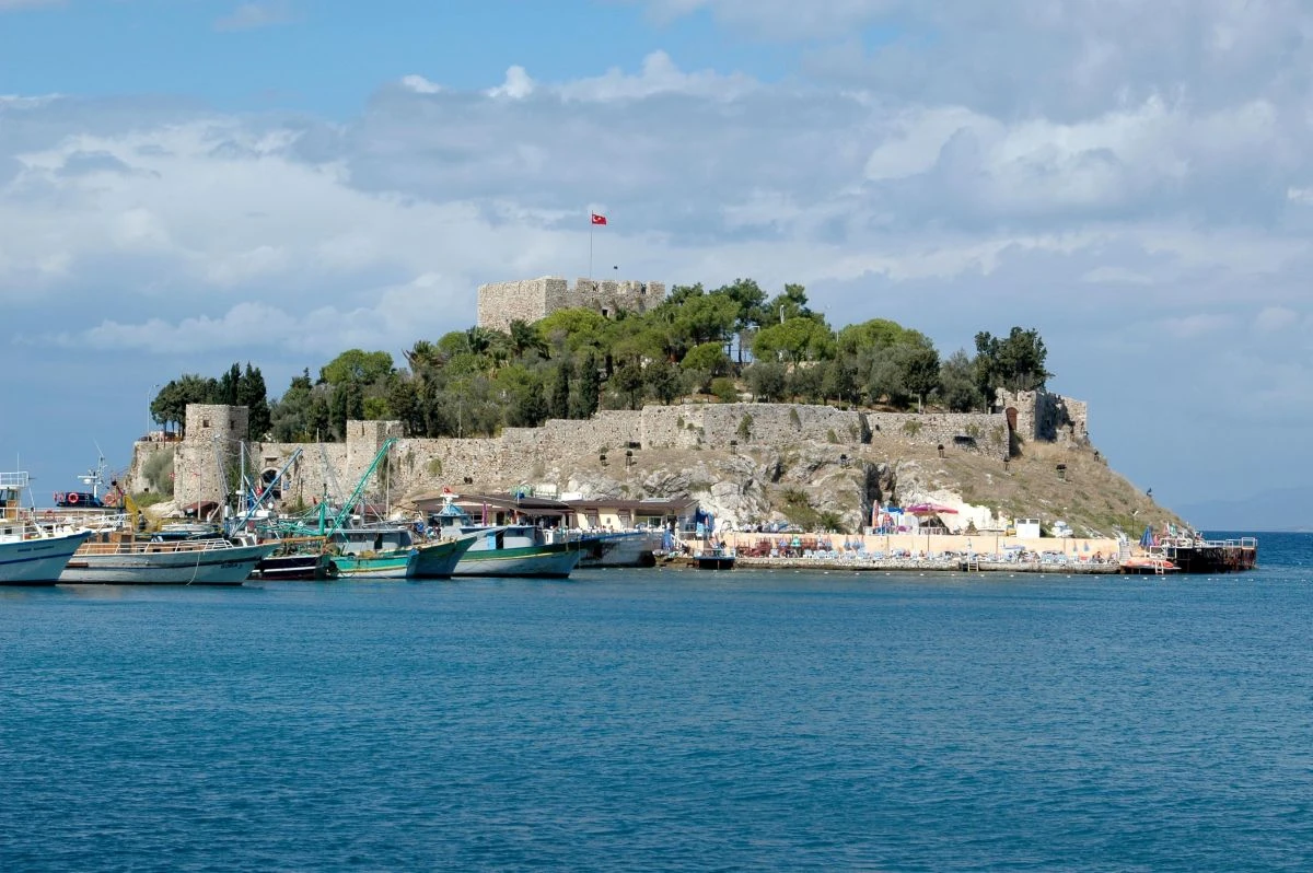 Dört mevsim yaşayan bir kent: Kuşadası