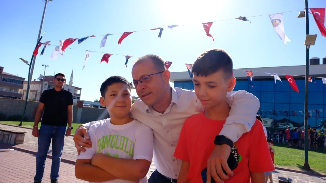 Başkan Doğanca’dan çocuklara tatil sonu sürprizi