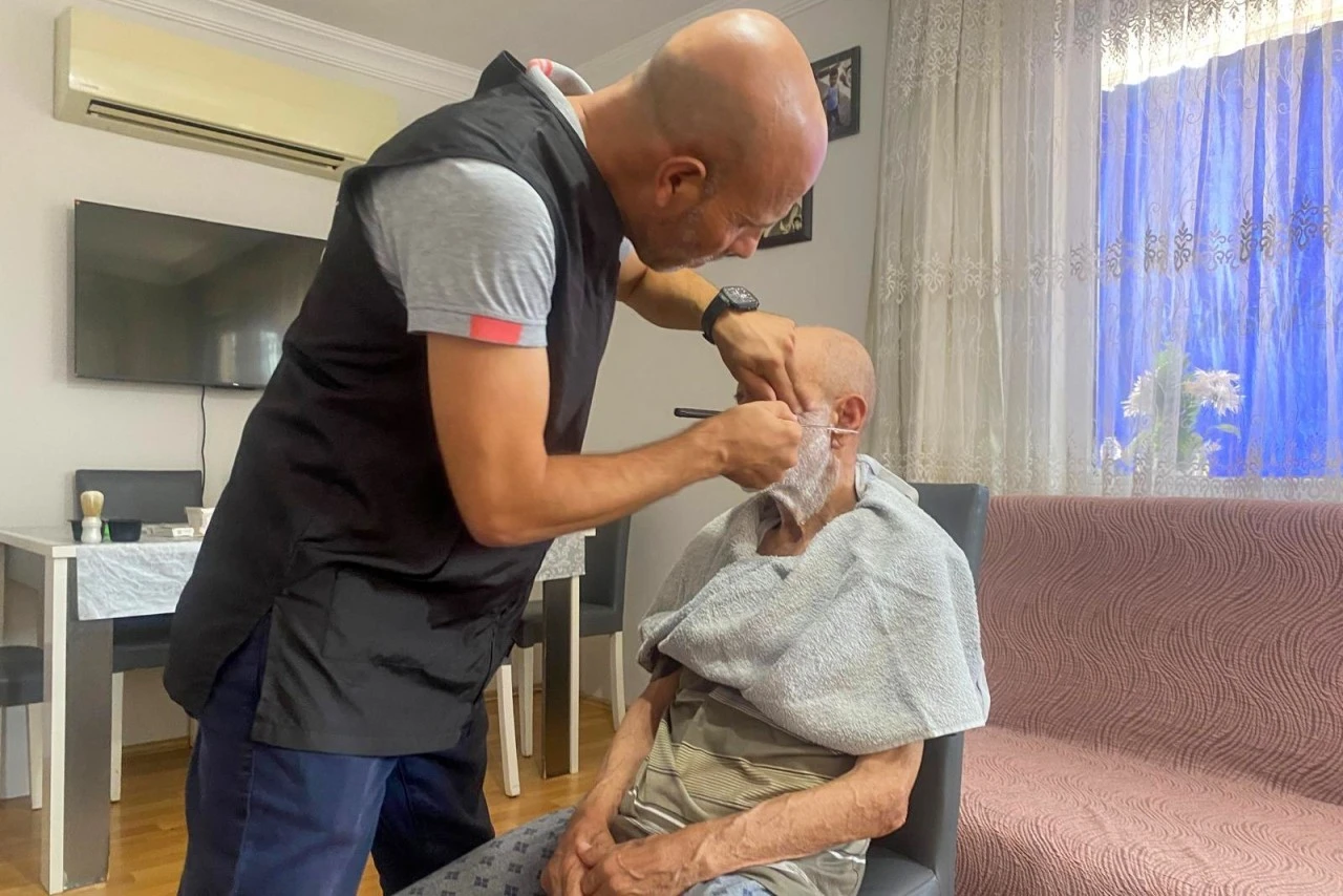 Başkan Yetişkin’in sosyal projeleriyle Efeler’de kimse yalnız değil