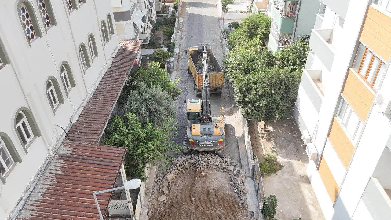 Eski sokaklar tarih oluyor