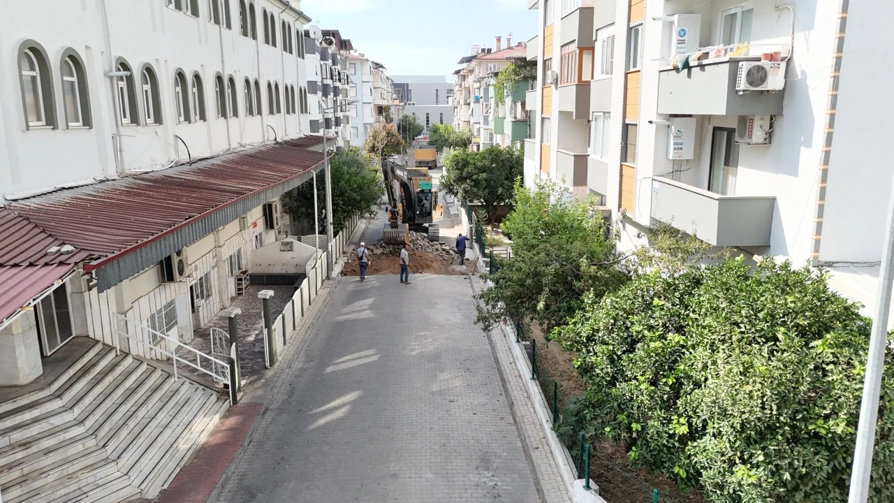 Eski sokaklar tarih oluyor