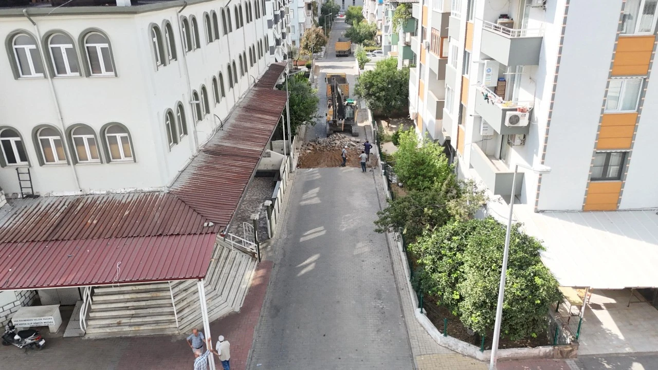 Eski sokaklar tarih oluyor