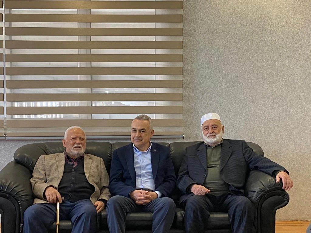 Savaş, OSB’yı ziyaret etti