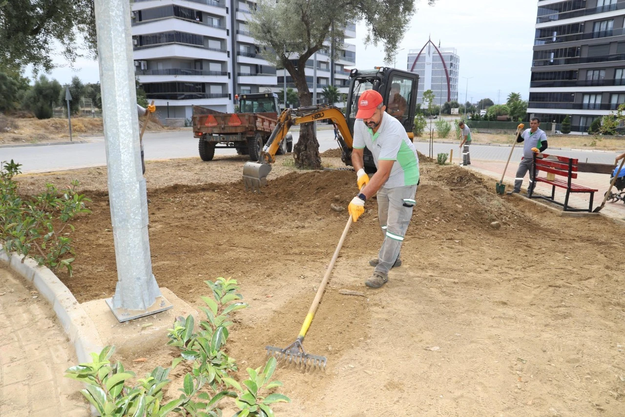Ekipler İlçe Genelinde Temizlik Çalışmalarına Başladı