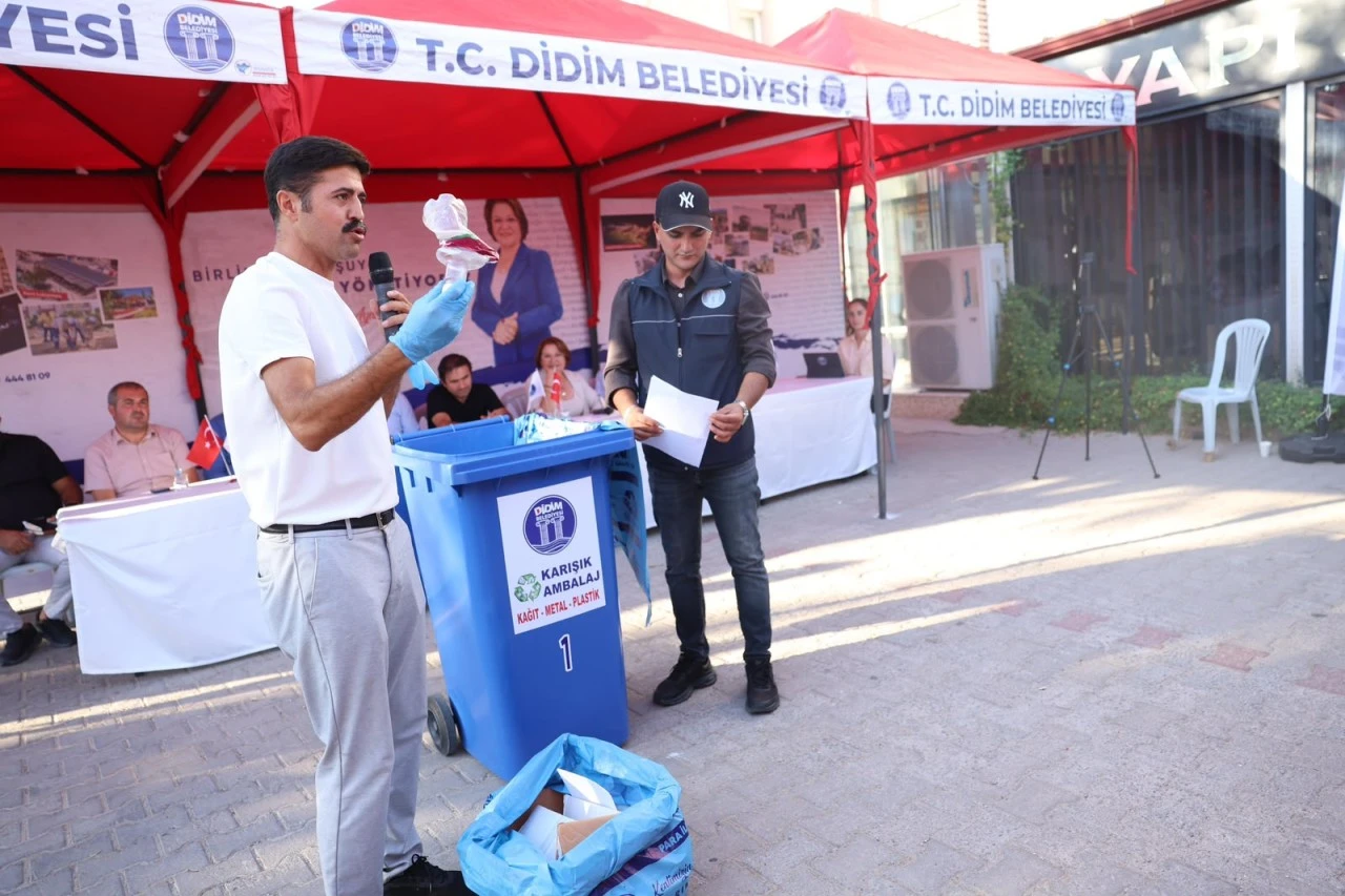 Didim Belediyesi “Mahallemiz İçin Aynı Masadayız” buluşmasında Efeler Mahallesi sakinleriyle bir araya geldi