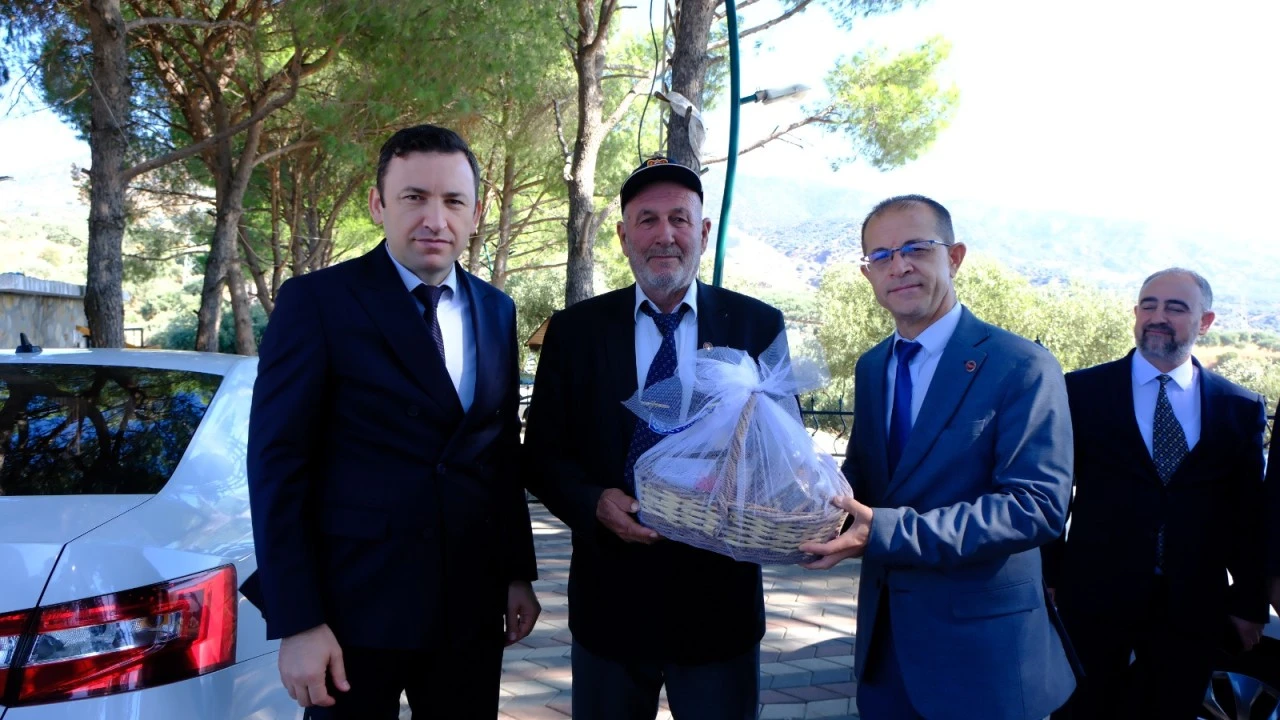 Başkan Doğanca gazileri unutmadı