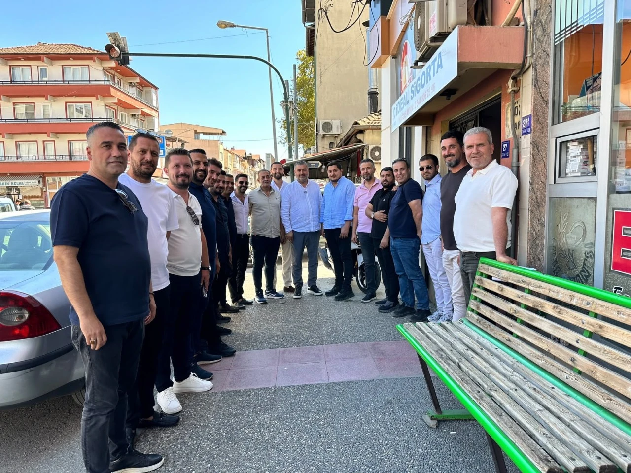Yolda karşılaştı hem başarı diledi hem de destek istedi 