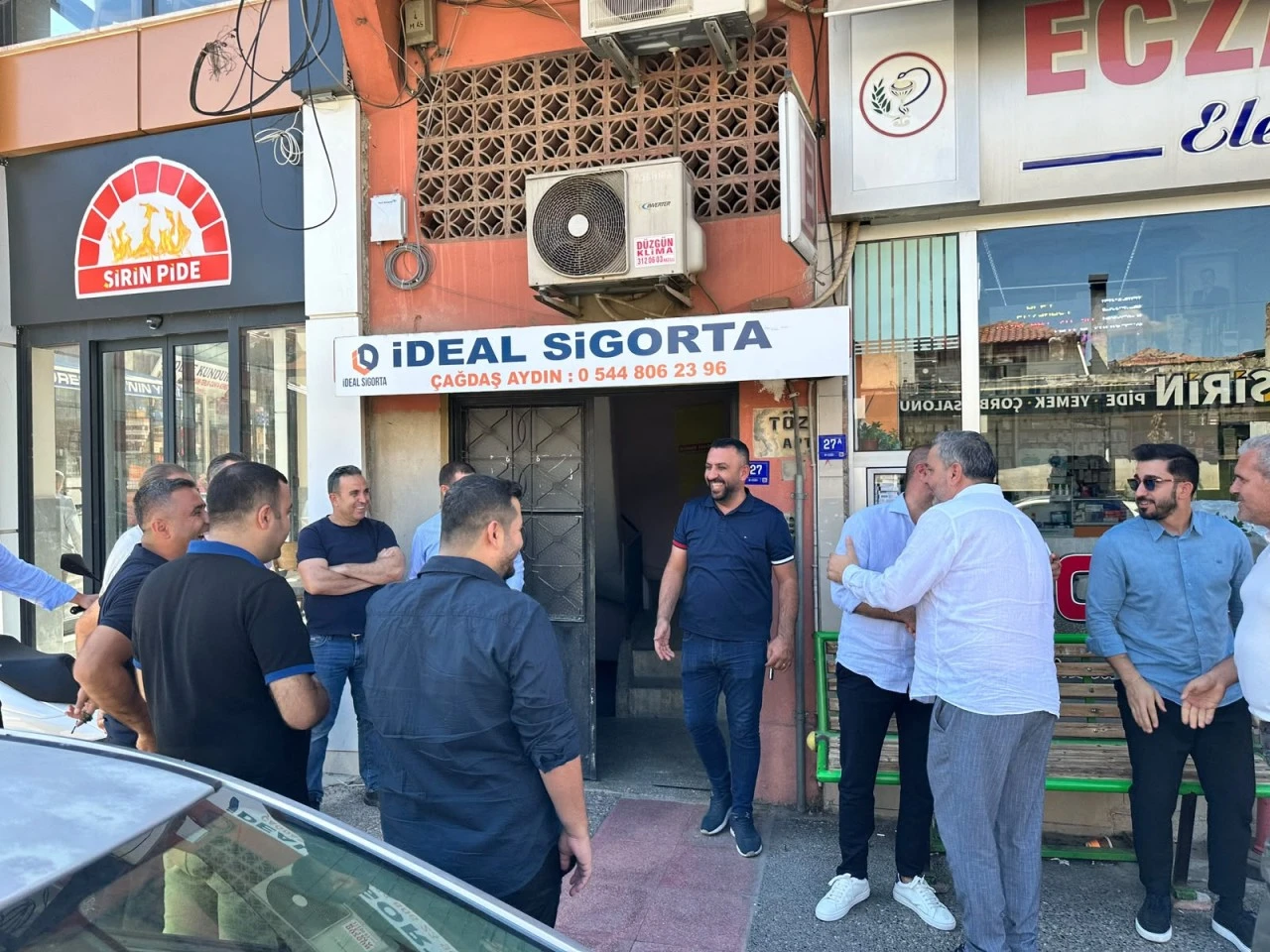 Yolda karşılaştı hem başarı diledi hem de destek istedi 