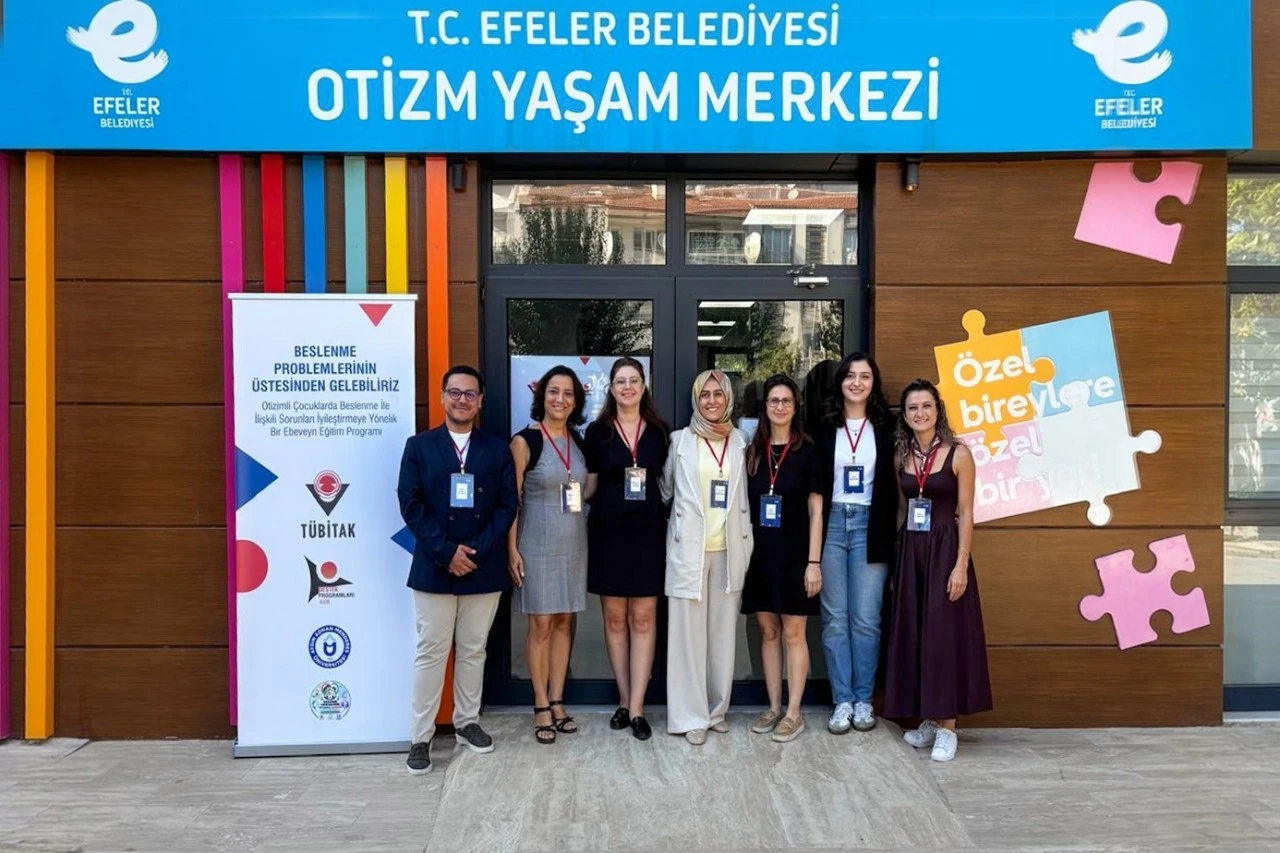 Efeler’in özel çocuklarının beslenme zorlukları eğitimle aşılıyor