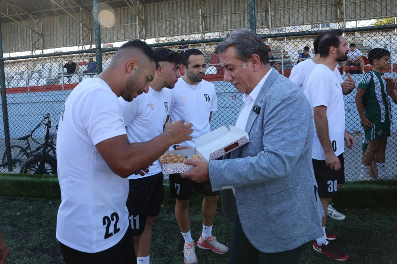 Başkan Anıl Yetişkin’den Aydınspor’a büyük destek