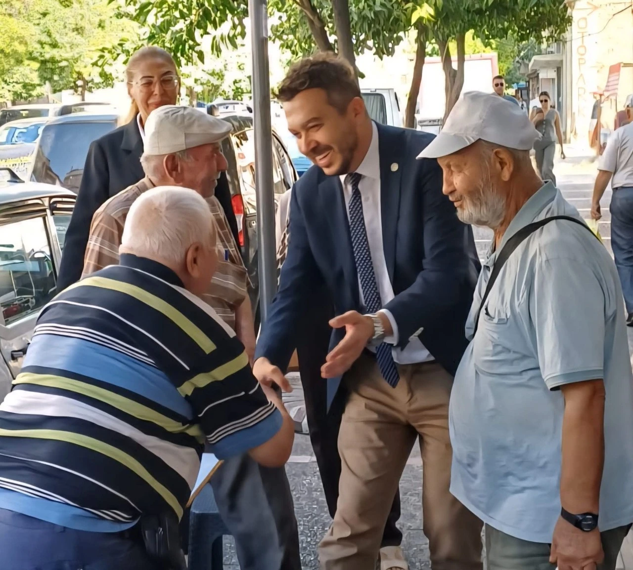 Adıyaman: “Gerçek tabloyu görmek isteyen sokağa çıksın”