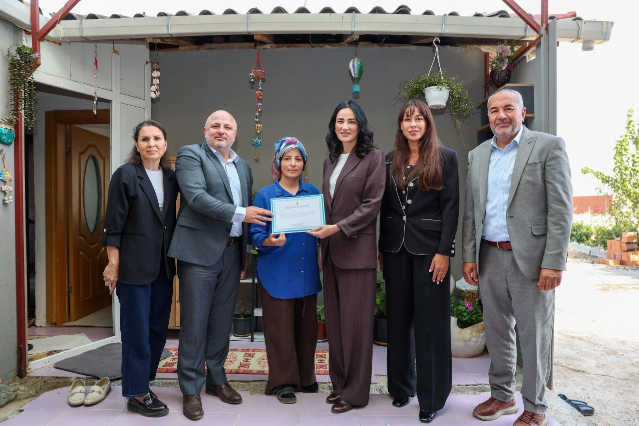 SarIbaş, Menderes’te kadın emeğine dikkat çekti