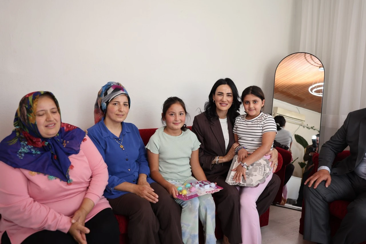 SarIbaş, Menderes’te kadın emeğine dikkat çekti