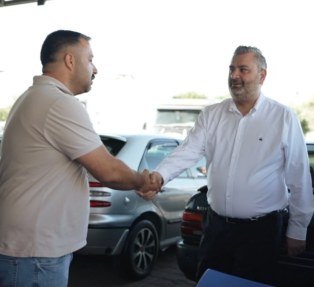 Galericiler ve halciler Beyaz Liste’ye kucak açtı! Özen Akgün adım adım zafere yürüyor 