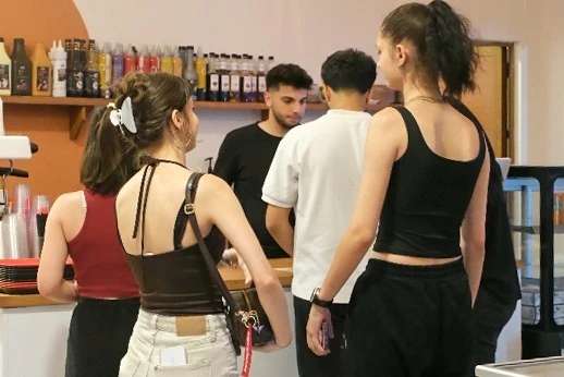 Üniversitelilerin Gözde Mekanı Yurt Kafe’ye Yoğun İlgi