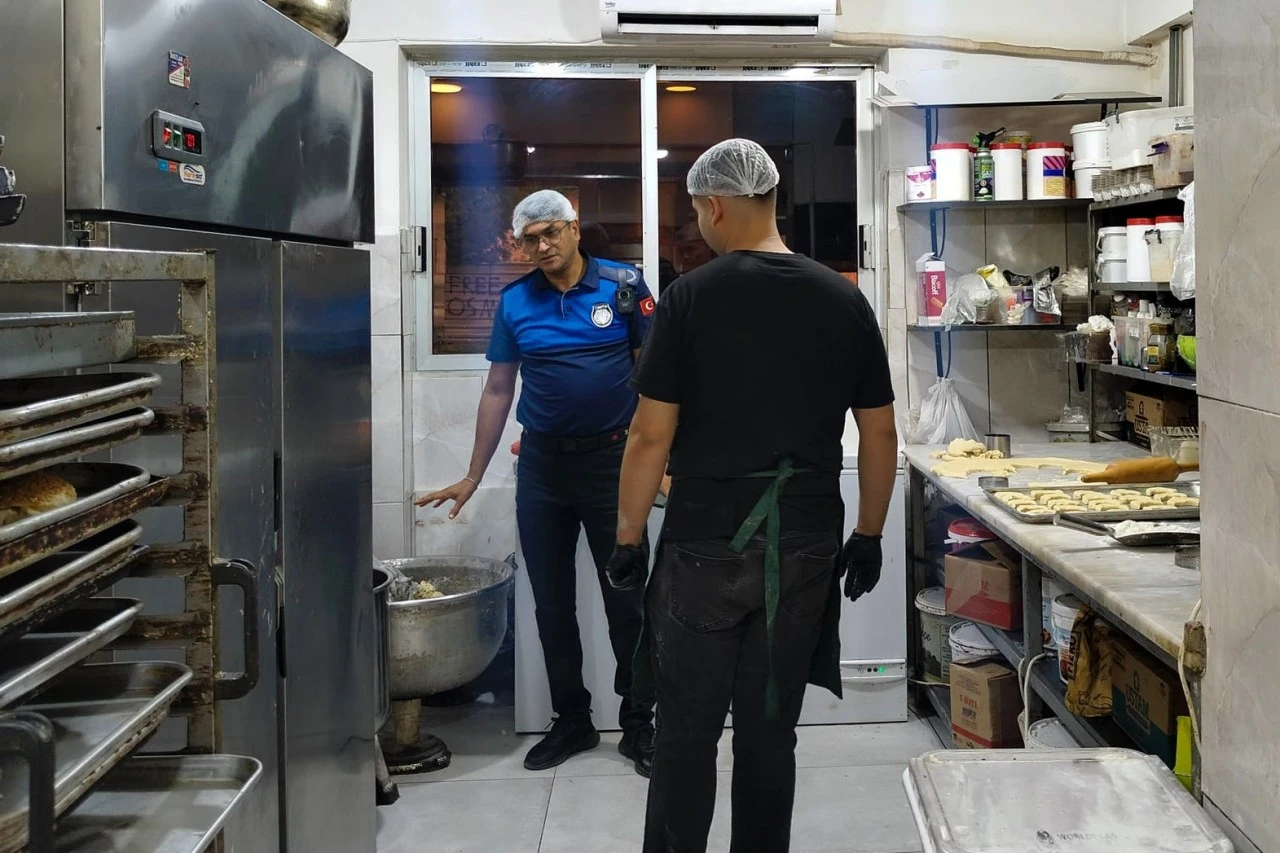 Efeler Zabıtasından Unlu Mamul İşletmelerine Denetim