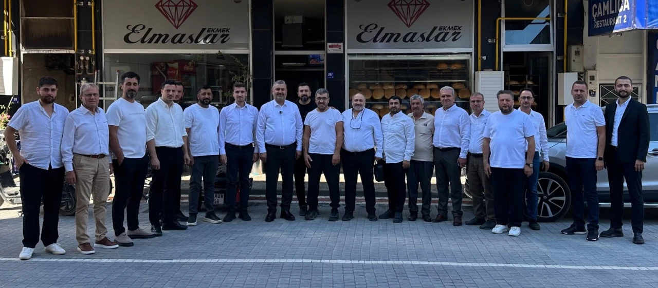 Özen Akgün gümbür gümbür geliyor 