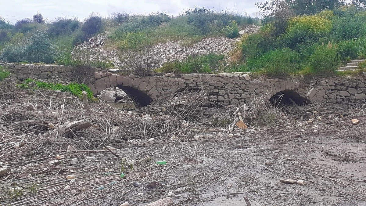 EKODOSD’tan tarihi köprüye “yüzer bariyer” talebi