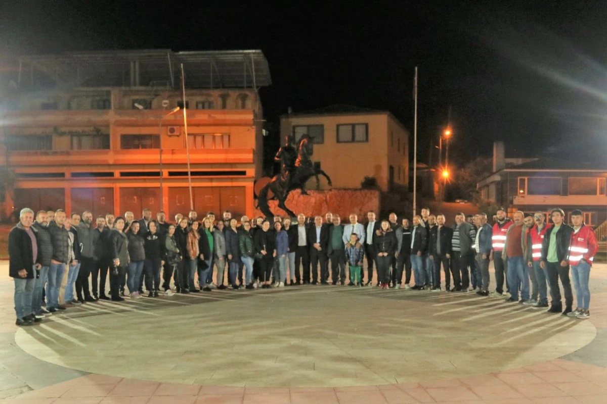 CHP'Lİ KARAKOZ KÖY KÖY DOLAŞIYOR, ÇALIŞKANLIĞIYLA ÖRNEK OLUYOR