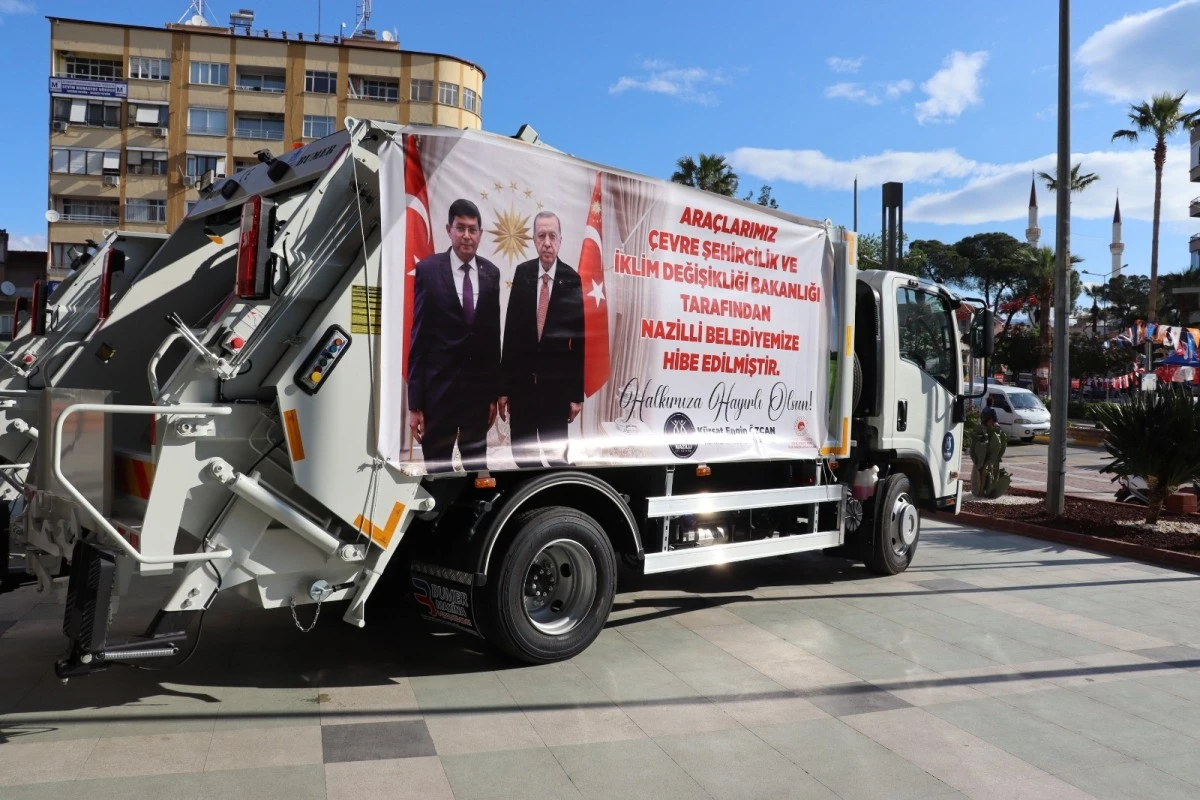 Nazilli Belediyesi’nin filosuna 2 araç daha katıldı