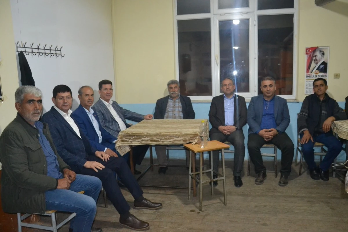 AK PARTİLİ ABAK NAZİLLİ'DE MEŞALELER İLE KARŞILANDI
