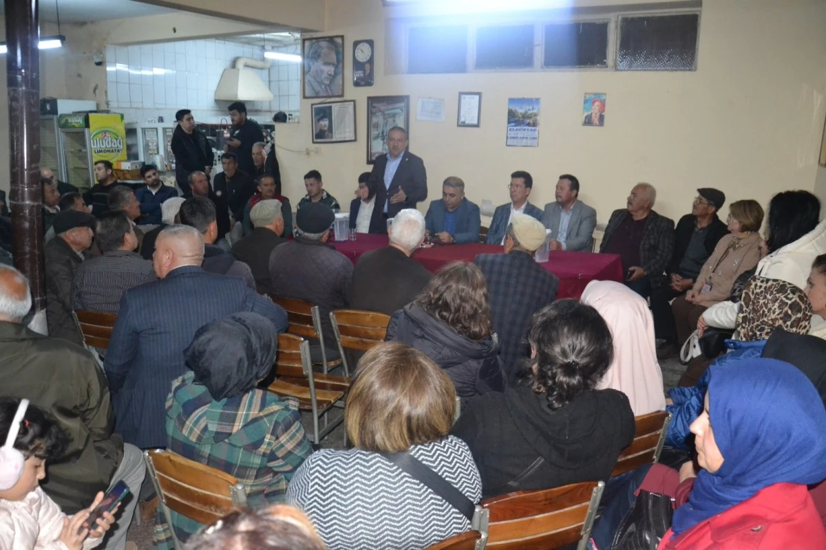 AK PARTİLİ ABAK NAZİLLİ'DE MEŞALELER İLE KARŞILANDI