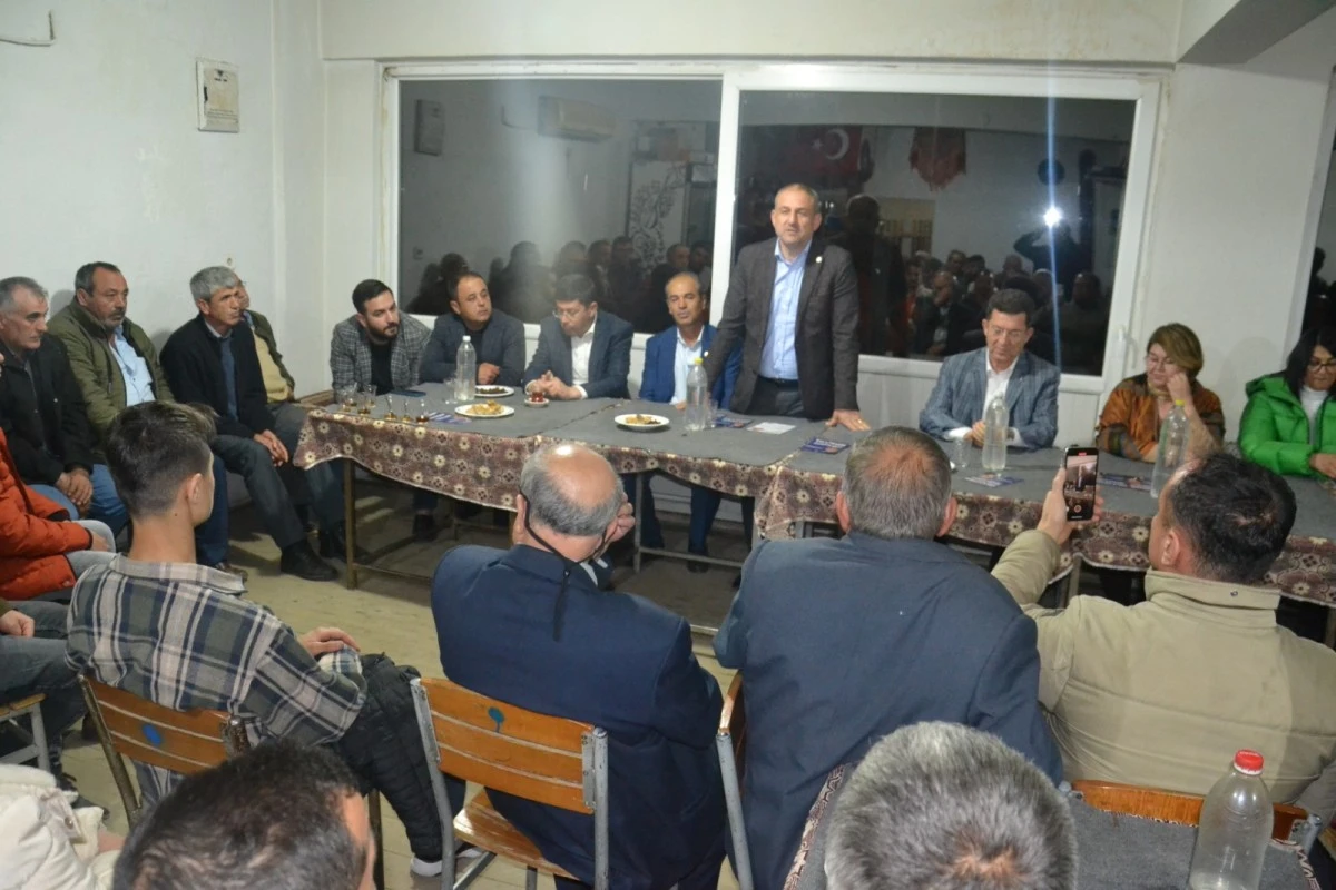 AK PARTİLİ ABAK NAZİLLİ'DE MEŞALELER İLE KARŞILANDI