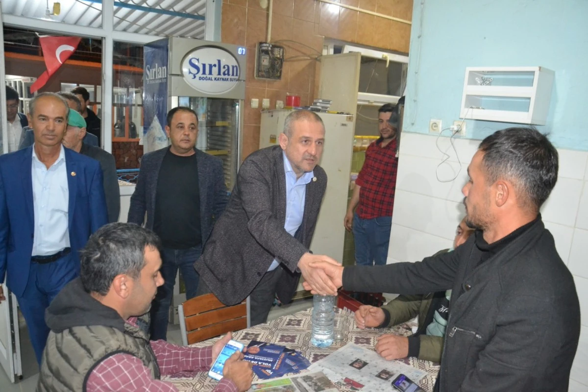 AK PARTİLİ ABAK NAZİLLİ'DE MEŞALELER İLE KARŞILANDI