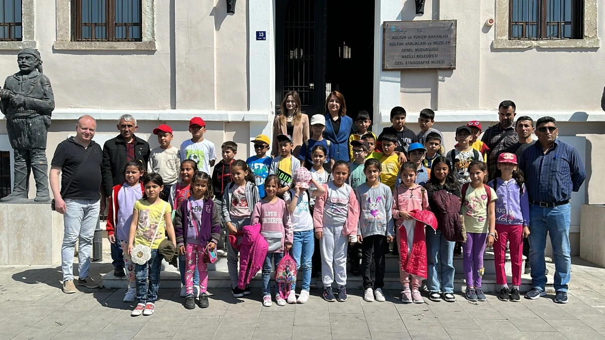 Yenipazarlı çocuklar yaşadıkları çevreyi öğreniyor