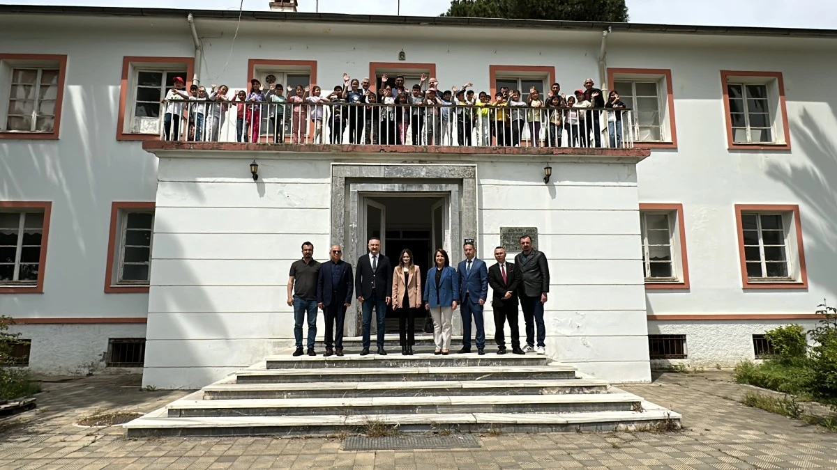 Yenipazarlı çocuklar yaşadıkları çevreyi öğreniyor