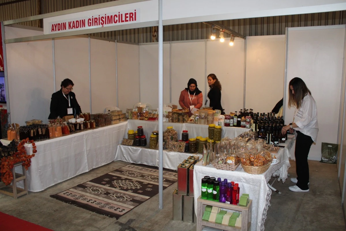Girişimci kadınlar tarım fuarının ilgi odağı oldu