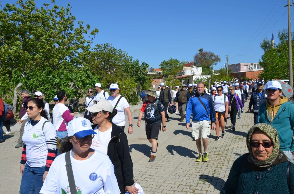 Didim Vegfest’te geleneksel kutsal yol yürüyüşü gerçekleştirildi