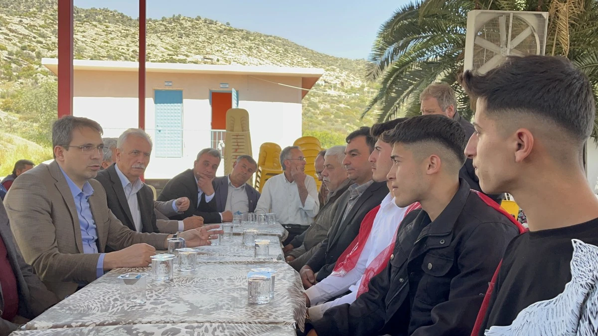 Başkan Ökten, asker uğurlamasına katıldı