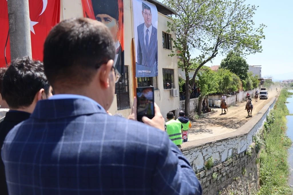 Nazilli’de rahvan at yarışı geleneği bozulmadı