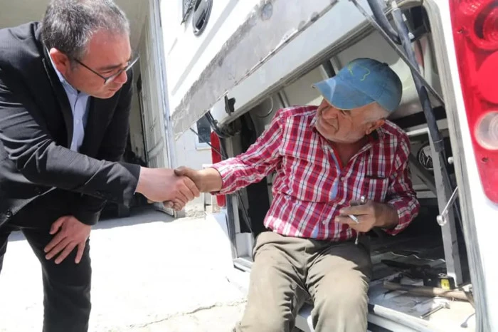 Karakoz, işçi ve emekçinin bayramını kutladı