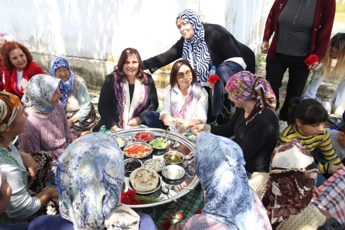 Başkan Çerçioğlu ve Kılıçdaroğlu emekçi kadınlarla buluştu