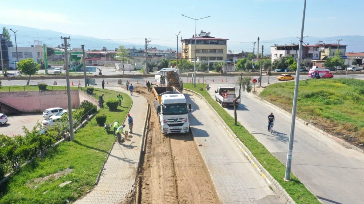 Büyükşehir, Aydın’ın yollarını yenileniyor