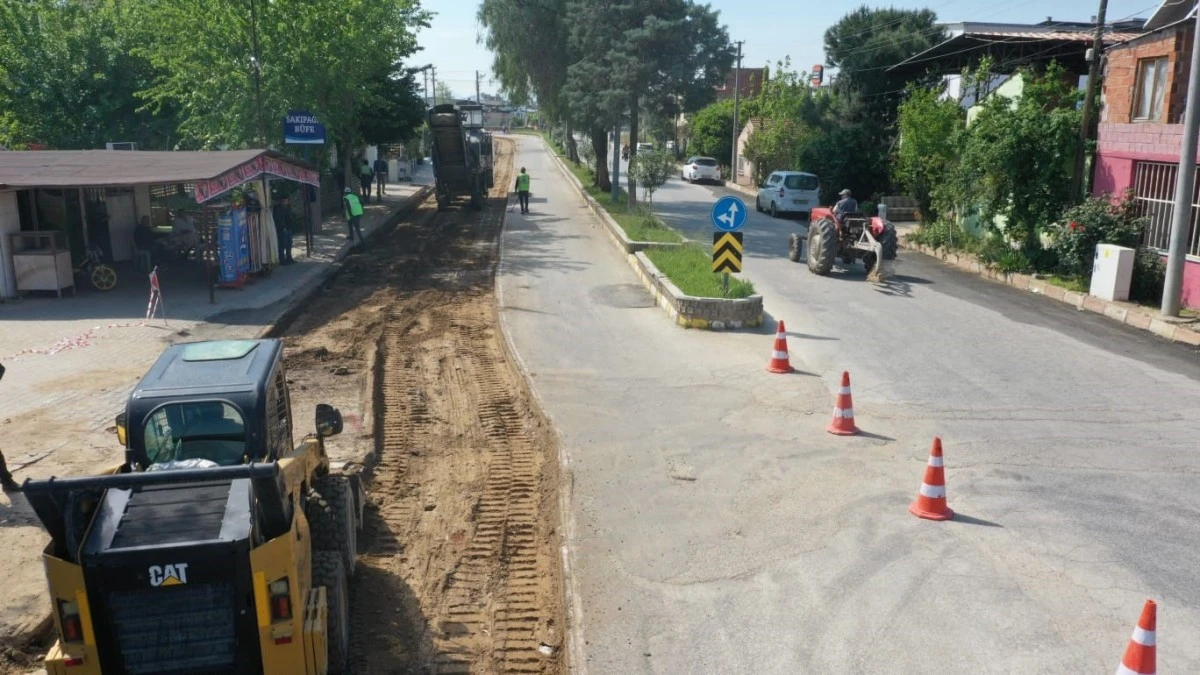 Büyükşehir, Aydın’ın yollarını yenileniyor