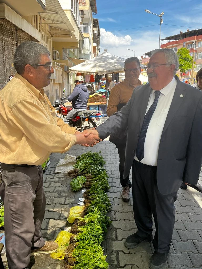 Pazarcı esnafı, Yenipazarlı’ya dert yandı