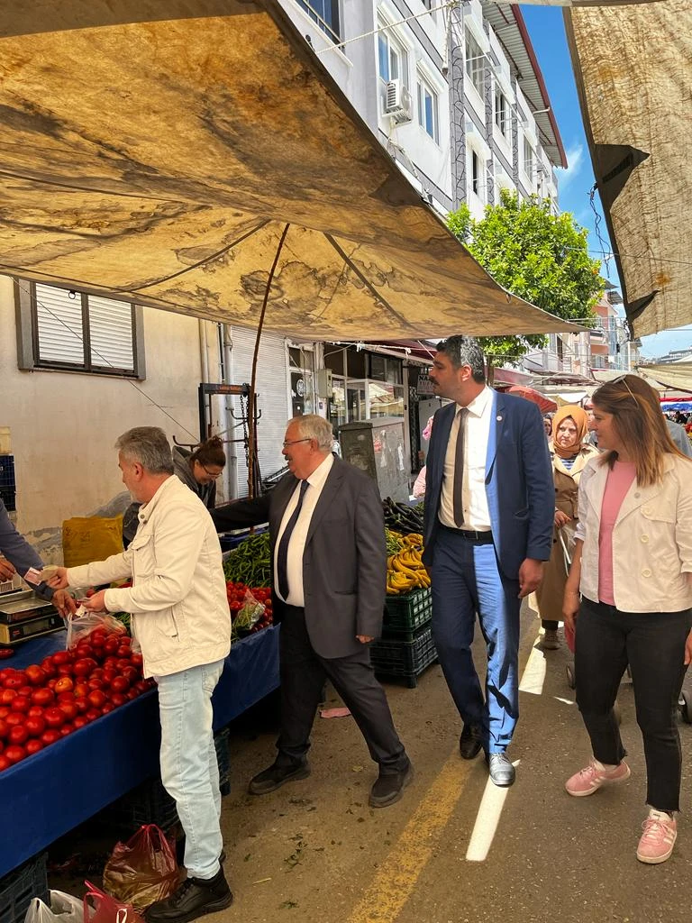 Pazarcı esnafı, Yenipazarlı’ya dert yandı
