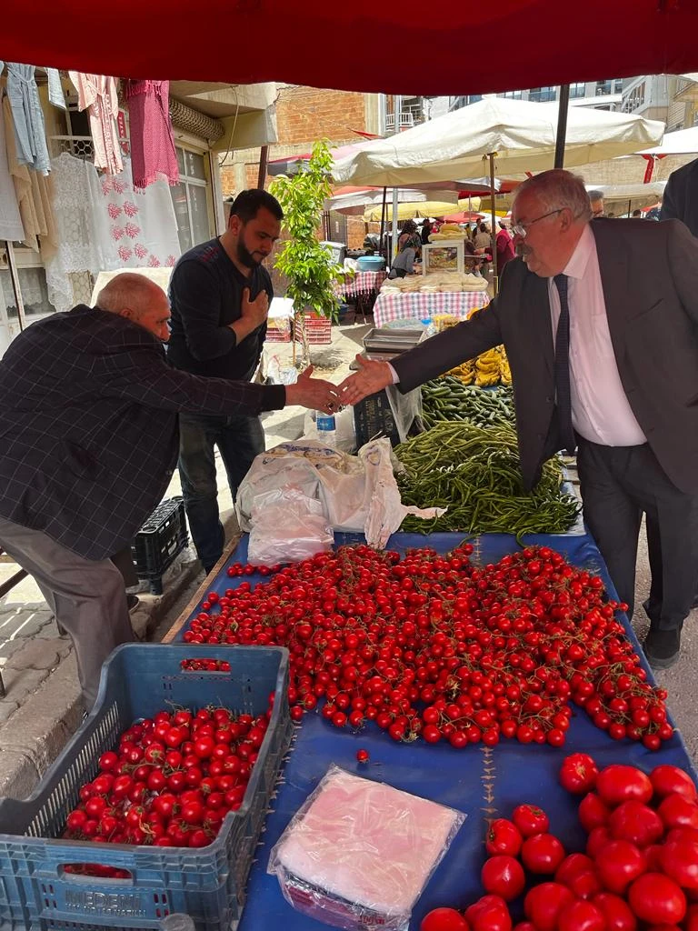 Pazarcı esnafı, Yenipazarlı’ya dert yandı