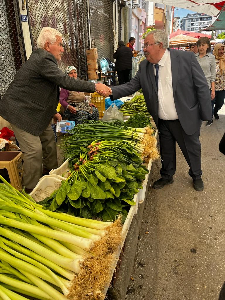 Pazarcı esnafı, Yenipazarlı’ya dert yandı