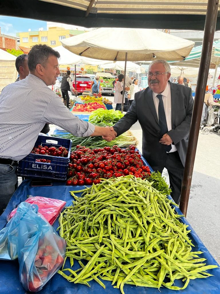 Pazarcı esnafı, Yenipazarlı’ya dert yandı