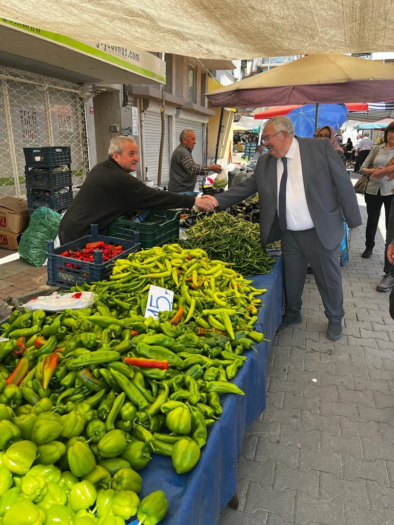 Pazarcı esnafı, Yenipazarlı’ya dert yandı
