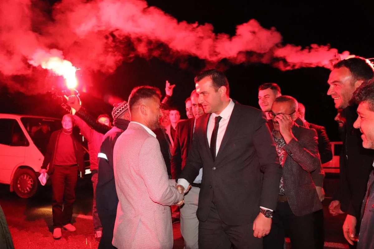 MHP’li Pehlivan, milletvekili gibi karşılandı