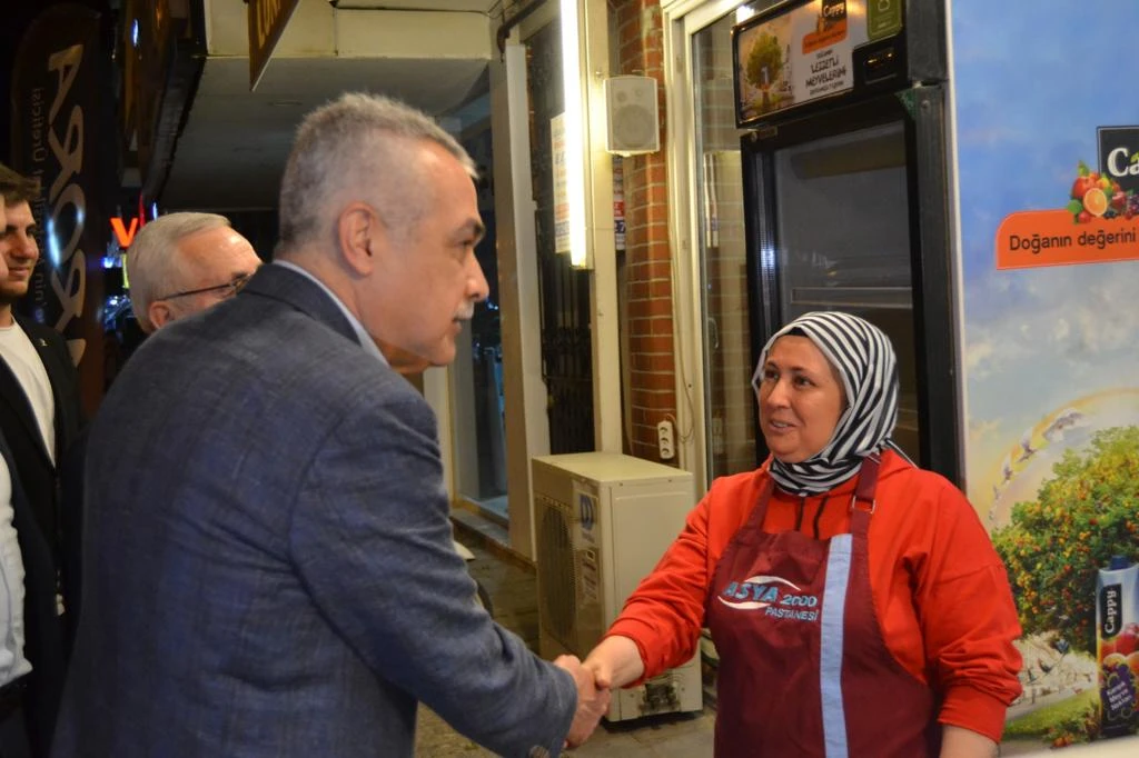 “Sandık, seçimin, seçimler de demokrasinin temelidir”